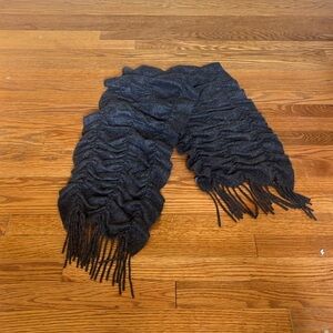 Sayami Women’s Grey Scarf